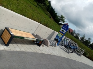 E-Bike solarna polnilna klop Solar-GO3, občina Laško
